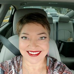 Meet your Posher, Kathy